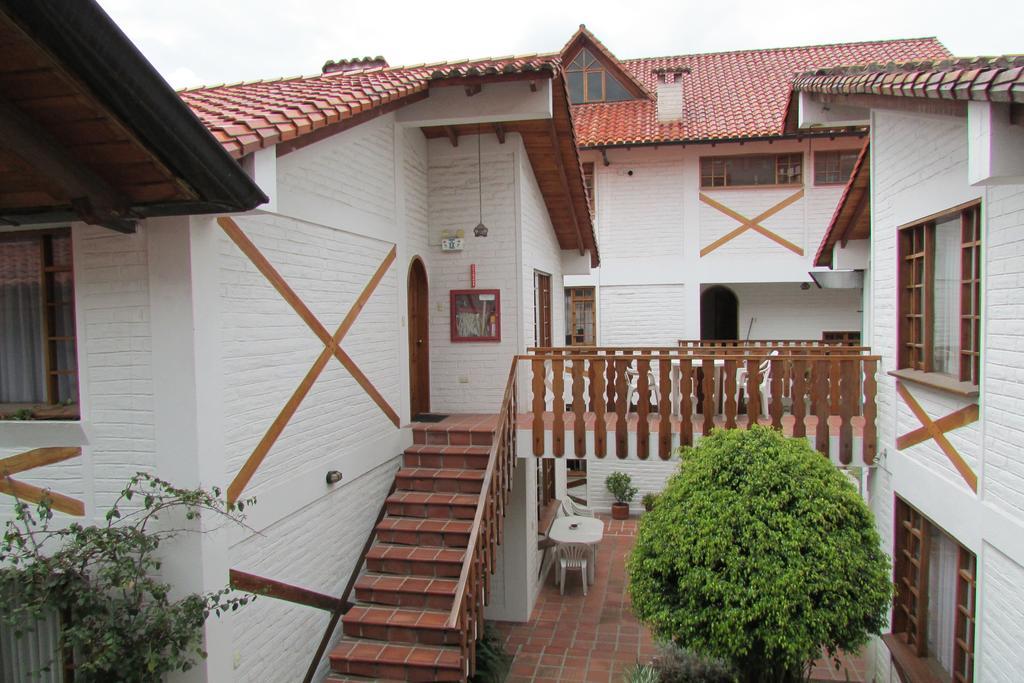 Apartamentos Los Quipus กีโต ภายนอก รูปภาพ