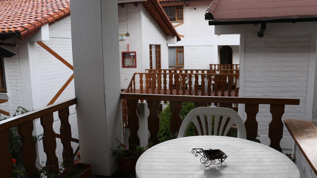 Apartamentos Los Quipus กีโต ห้อง รูปภาพ
