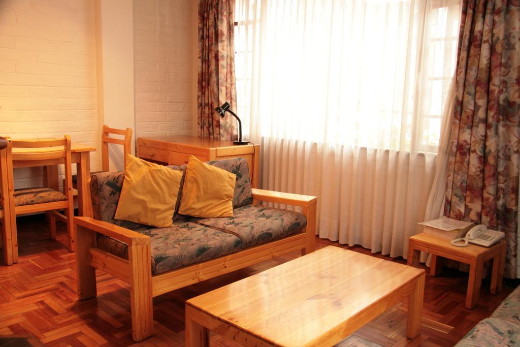 Apartamentos Los Quipus กีโต ห้อง รูปภาพ