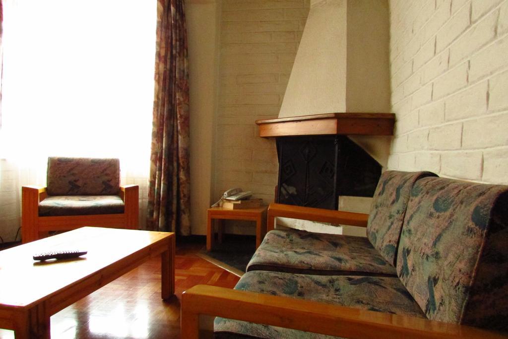 Apartamentos Los Quipus กีโต ห้อง รูปภาพ